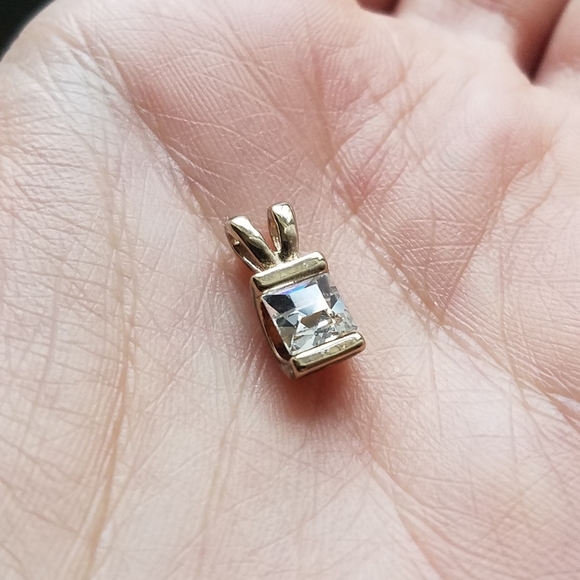 New Cubic Zircona Charm - Picture 4 of 8